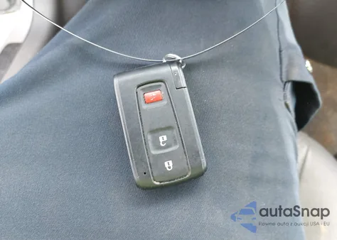 2009 Toyota Prius z USA, uszkodzony, nr VIN JTDKB20U597855928